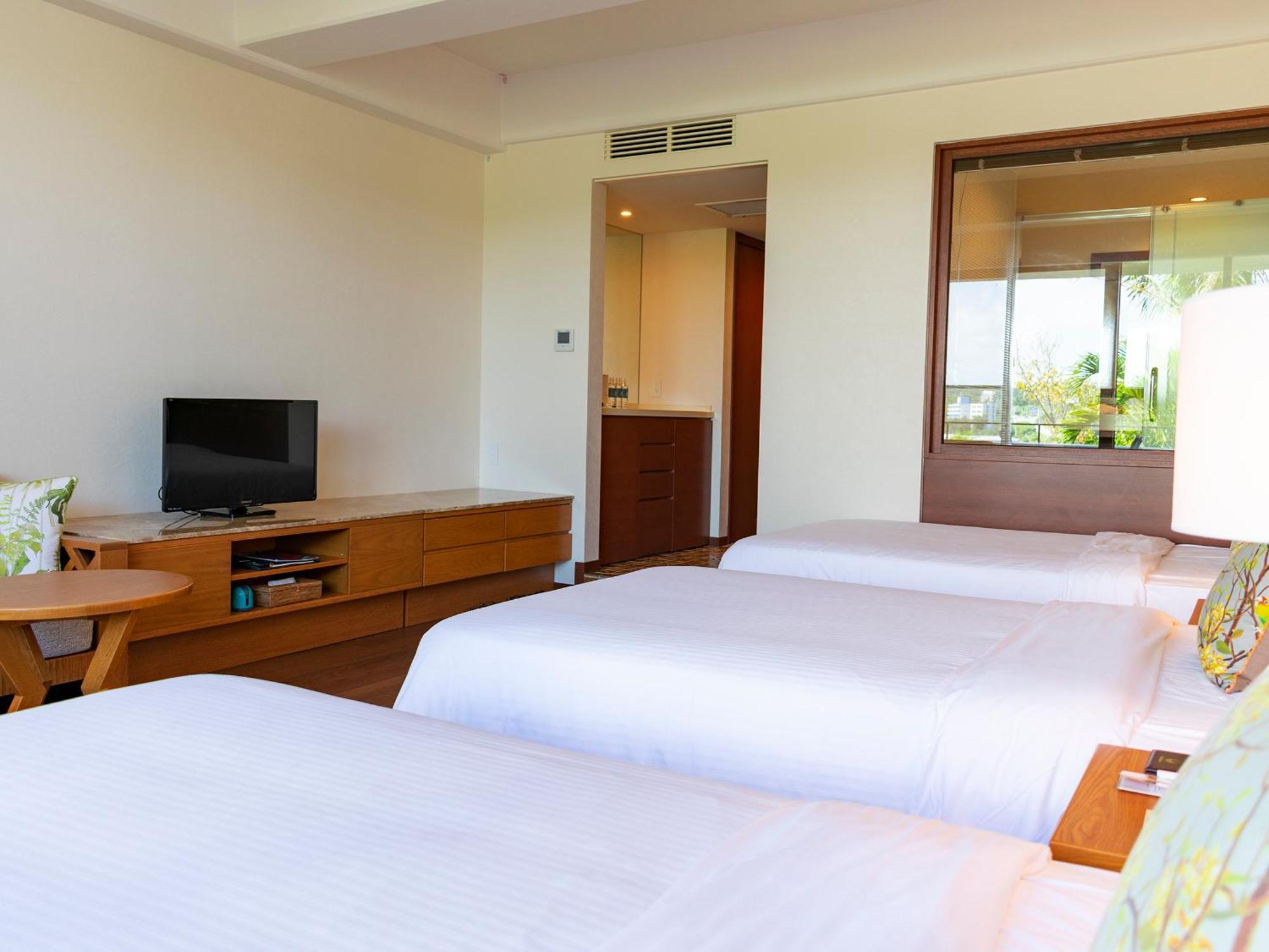 The Moon Beach Museum Resort Onna Luaran gambar