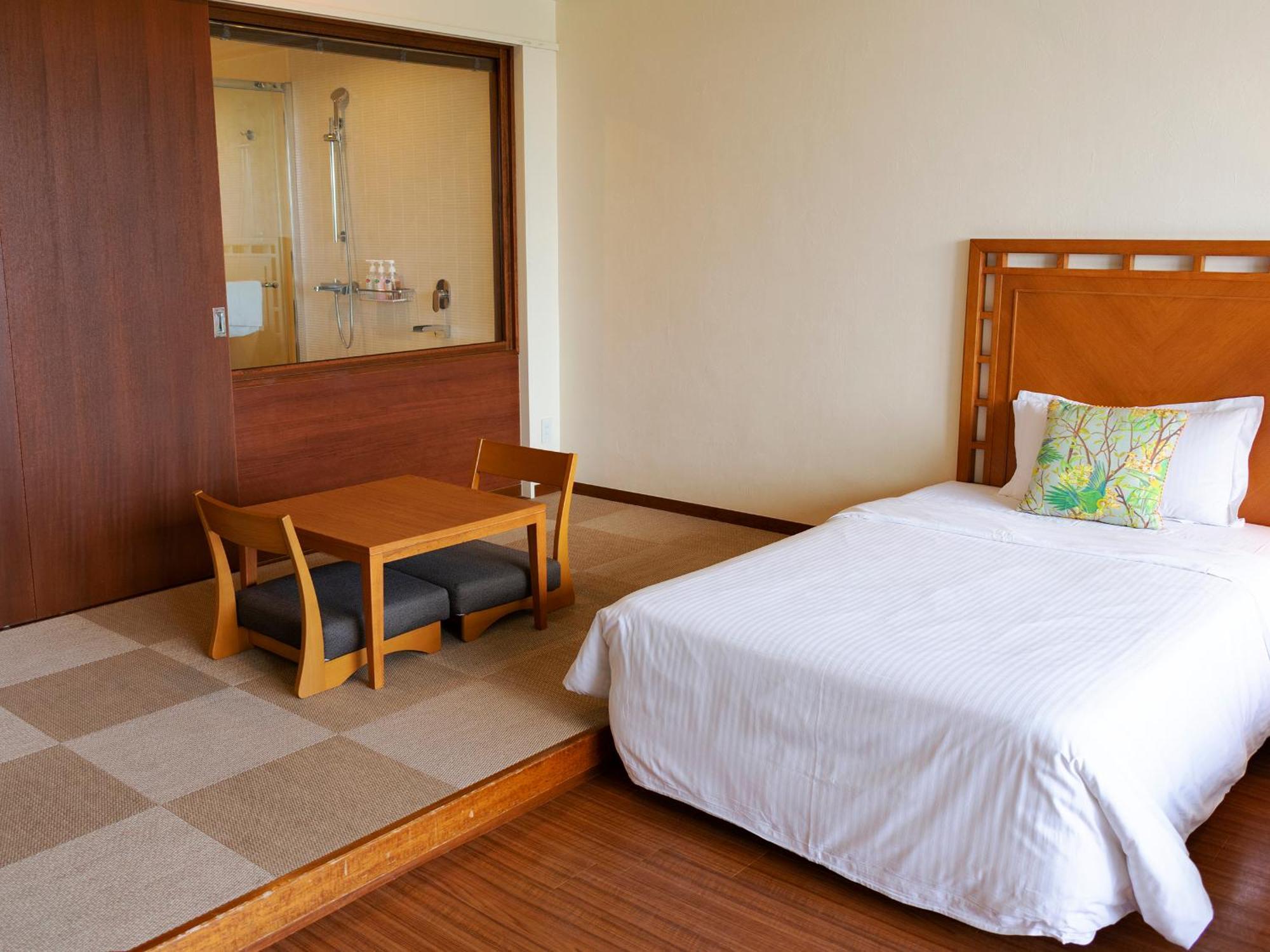 The Moon Beach Museum Resort Onna Luaran gambar