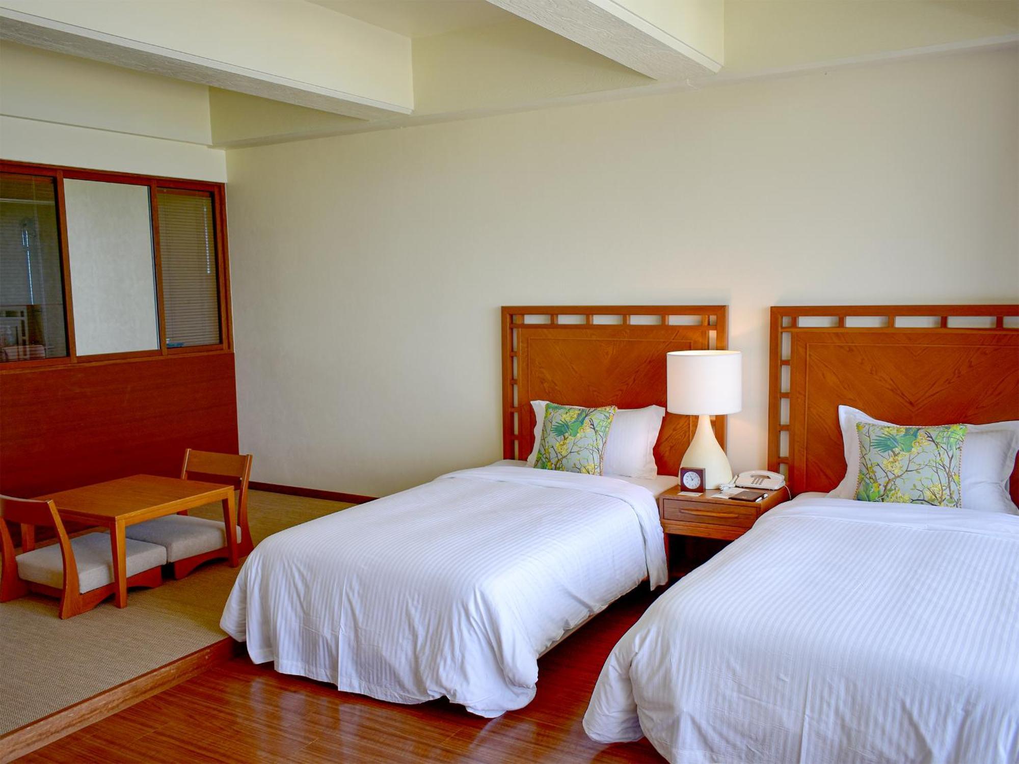 The Moon Beach Museum Resort Onna Luaran gambar