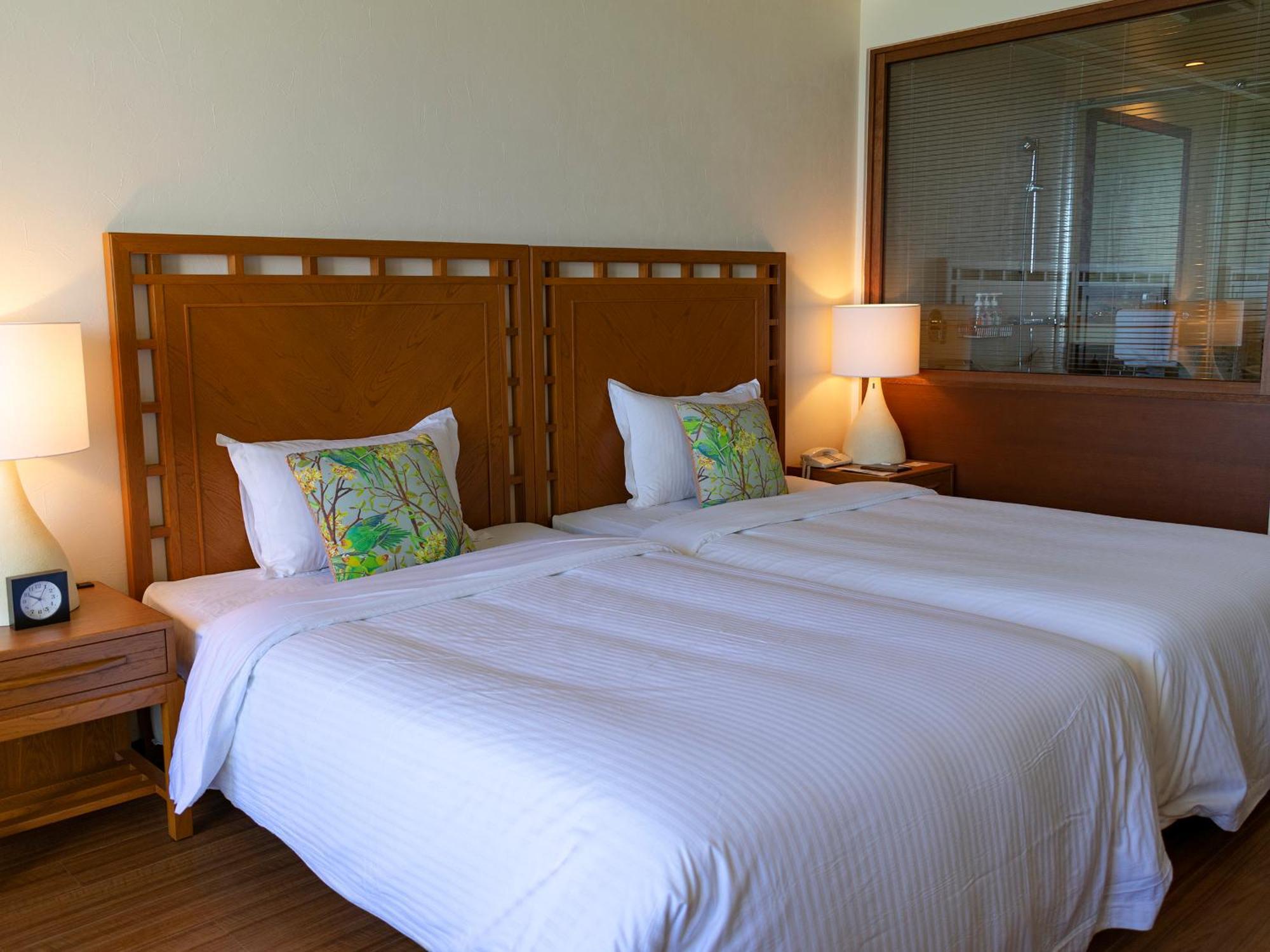 The Moon Beach Museum Resort Onna Luaran gambar