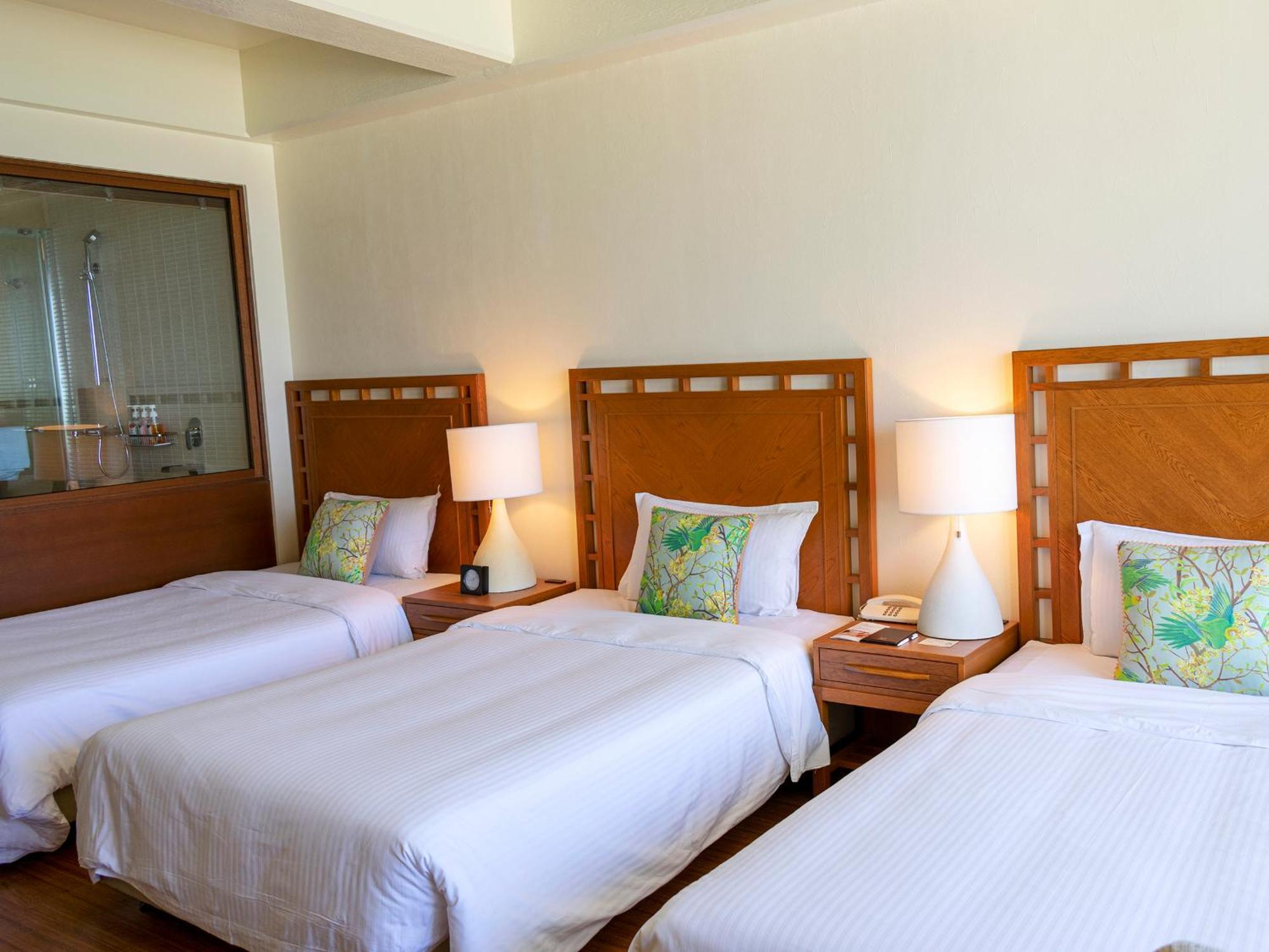 The Moon Beach Museum Resort Onna Luaran gambar
